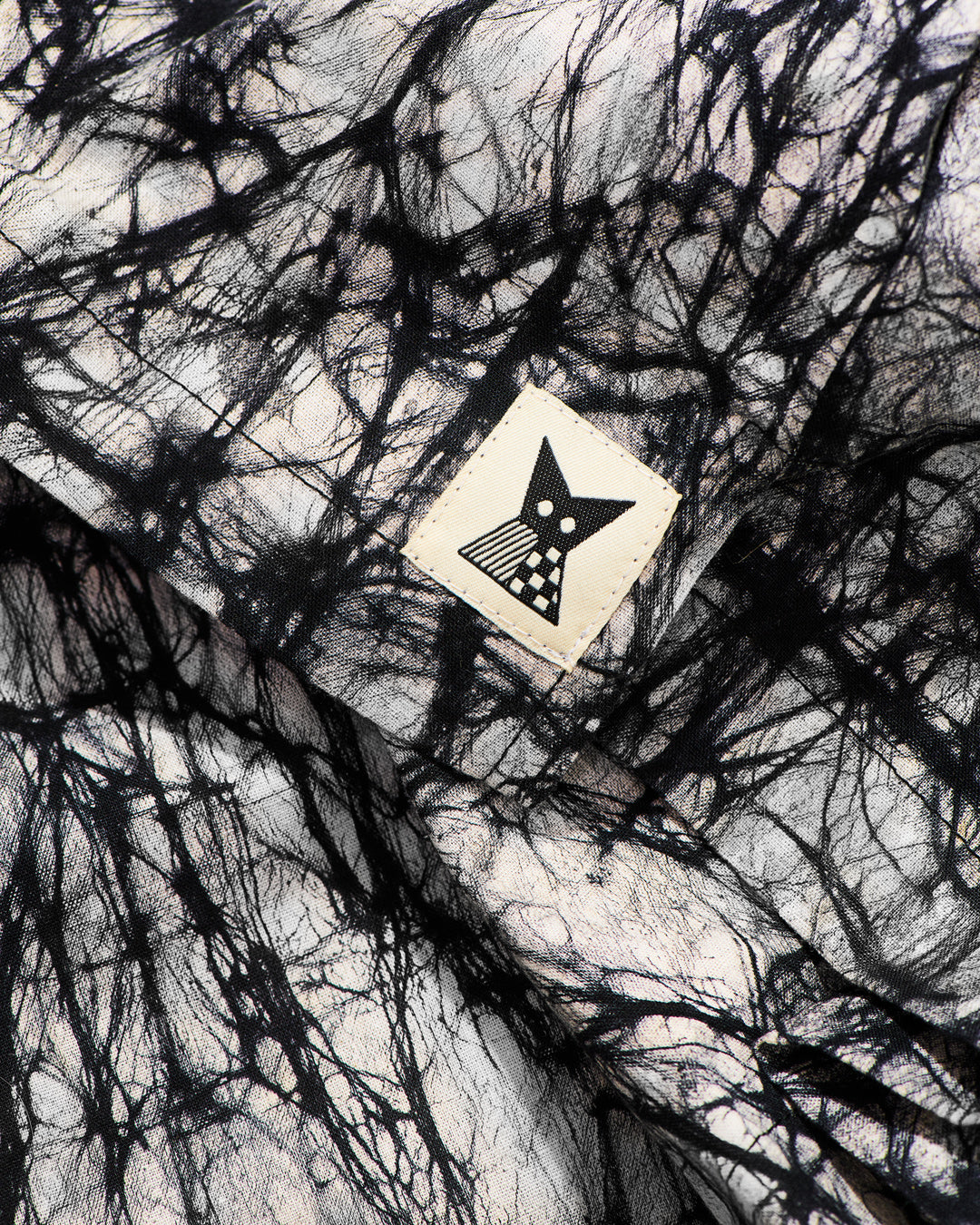 Batik Cuban Shirt - White/ Black Marble